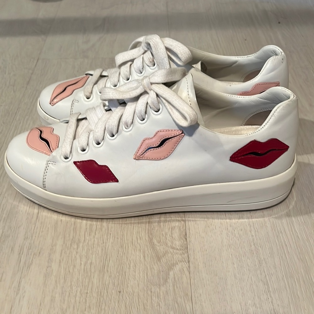 Prada sneakers size 7 (37.5)